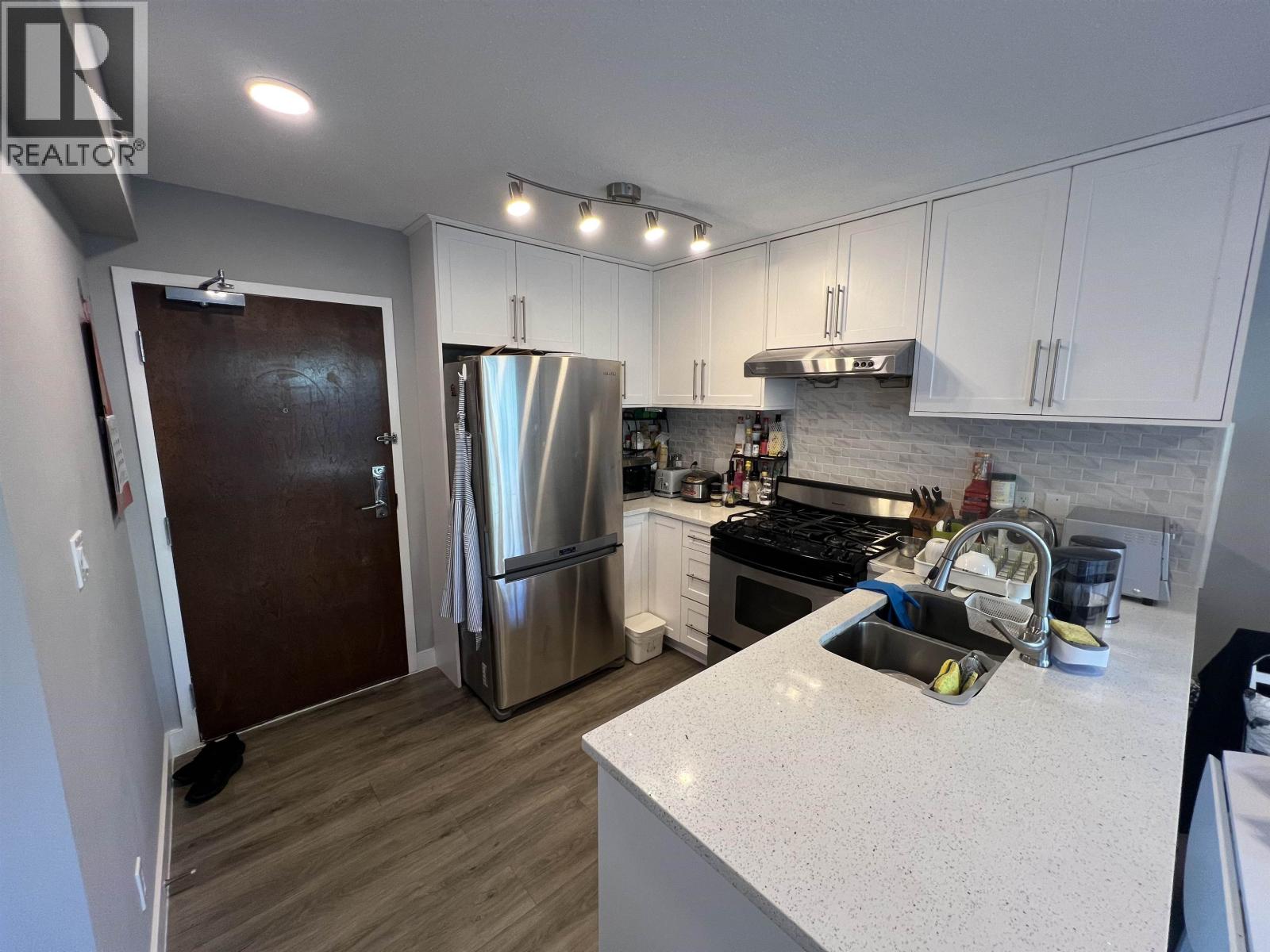 501 8280 Lansdowne Road, Richmond, British Columbia  V6X 0B2 - Photo 3 - R3051823