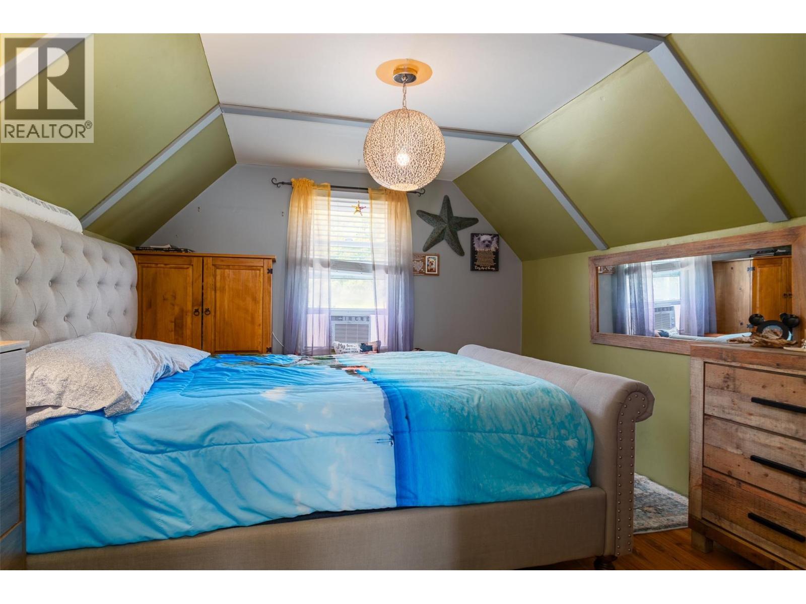 936 Thackeray Street, Warfield, British Columbia  V1R 2C2 - Photo 16 - 10363965