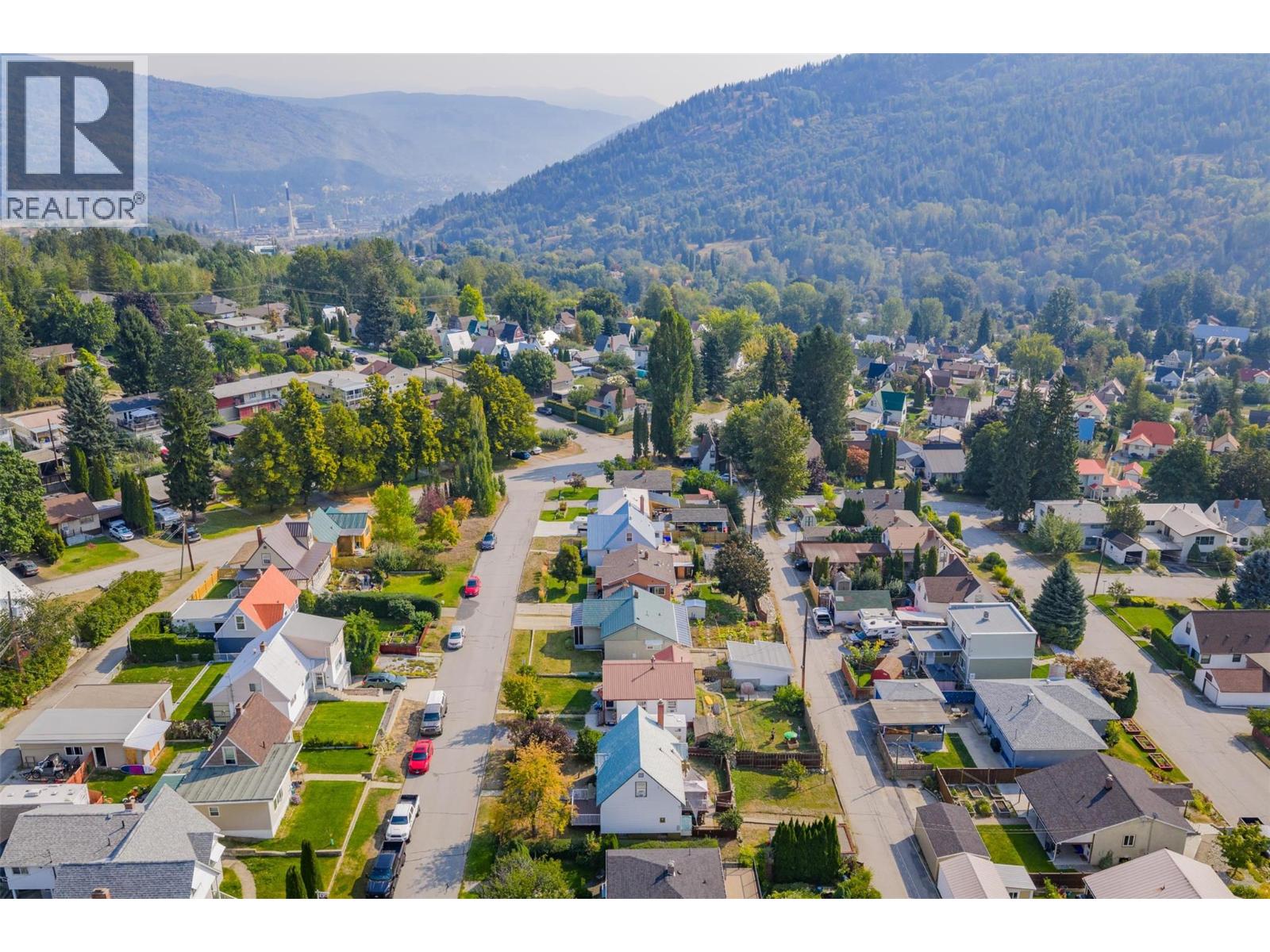 936 Thackeray Street, Warfield, British Columbia  V1R 2C2 - Photo 51 - 10363965