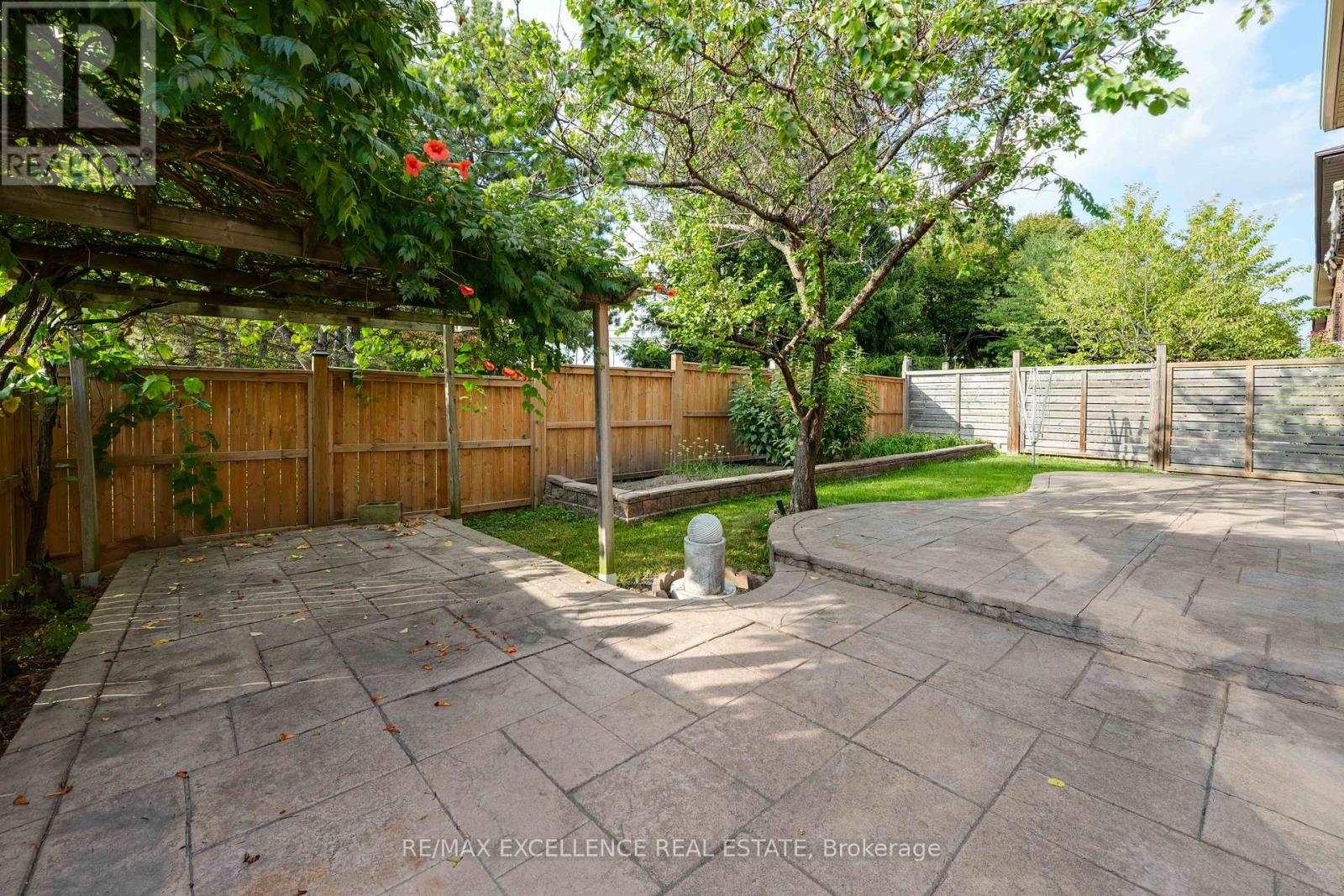 99 Castlehill Road, Brampton, Ontario  L6X 4C3 - Photo 40 - W12417623