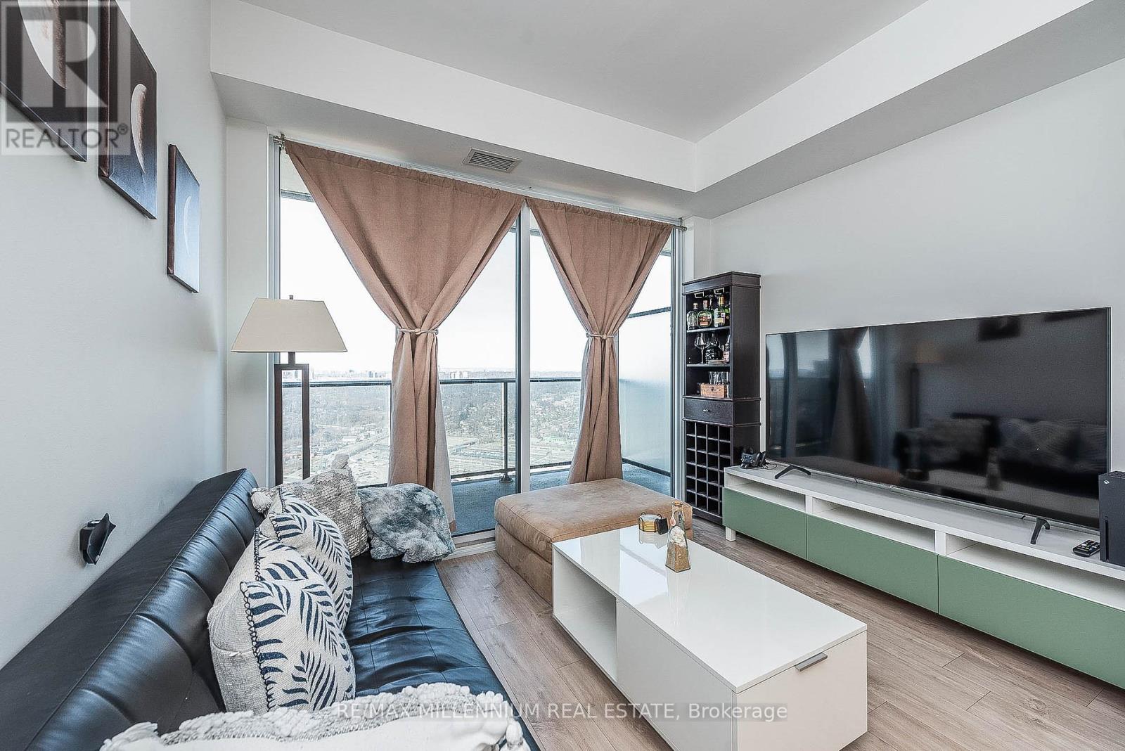 4801 - 70 Annie Craig Drive, Toronto, Ontario  M8V 0C4 - Photo 9 - W12424129