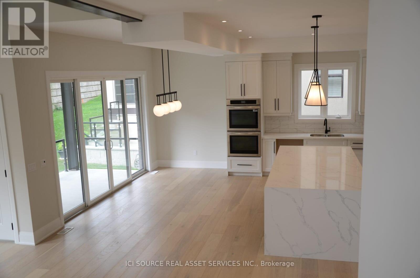 13 Kenmir Avenue, Niagara-On-The-Lake, Ontario  L0S 1J0 - Photo 30 - X12424402