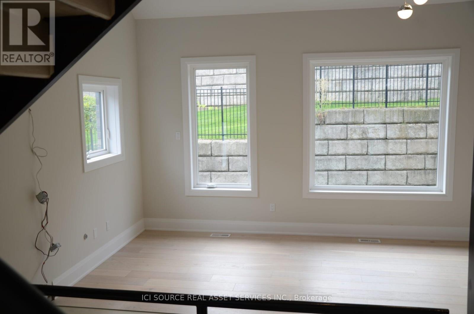 13 Kenmir Avenue, Niagara-On-The-Lake, Ontario  L0S 1J0 - Photo 31 - X12424402