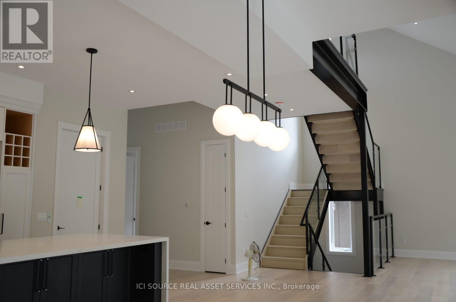 13 Kenmir Avenue, Niagara-On-The-Lake, Ontario  L0S 1J0 - Photo 33 - X12424402