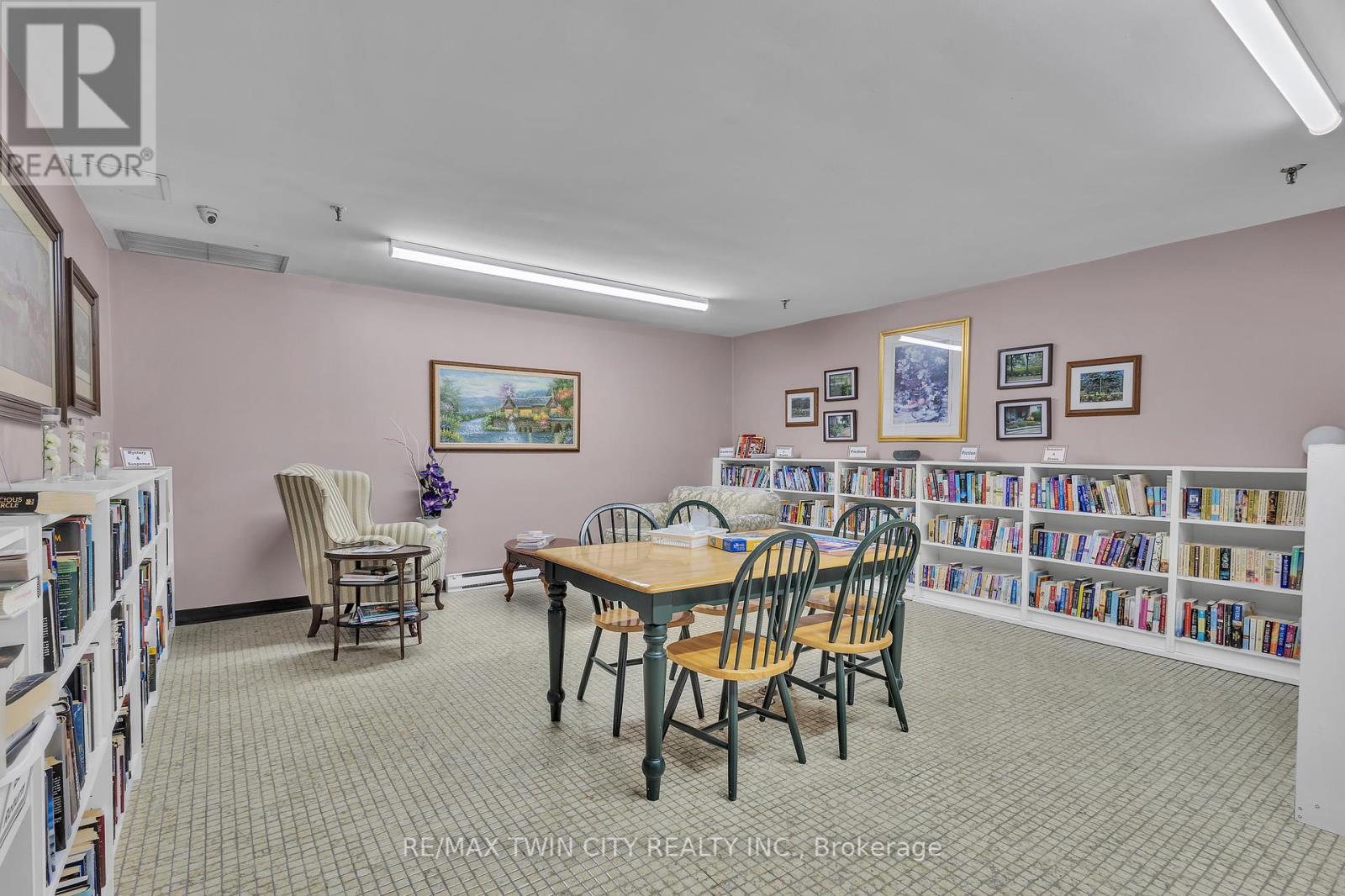 206 - 93 Westwood Road, Guelph, Ontario  N1H 7J7 - Photo 32 - X12419590