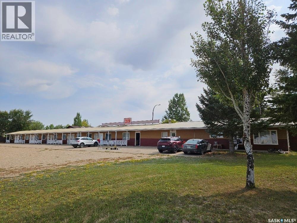 508 Main Street, Arcola, Saskatchewan  S0C 0G0 - Photo 2 - SK018479