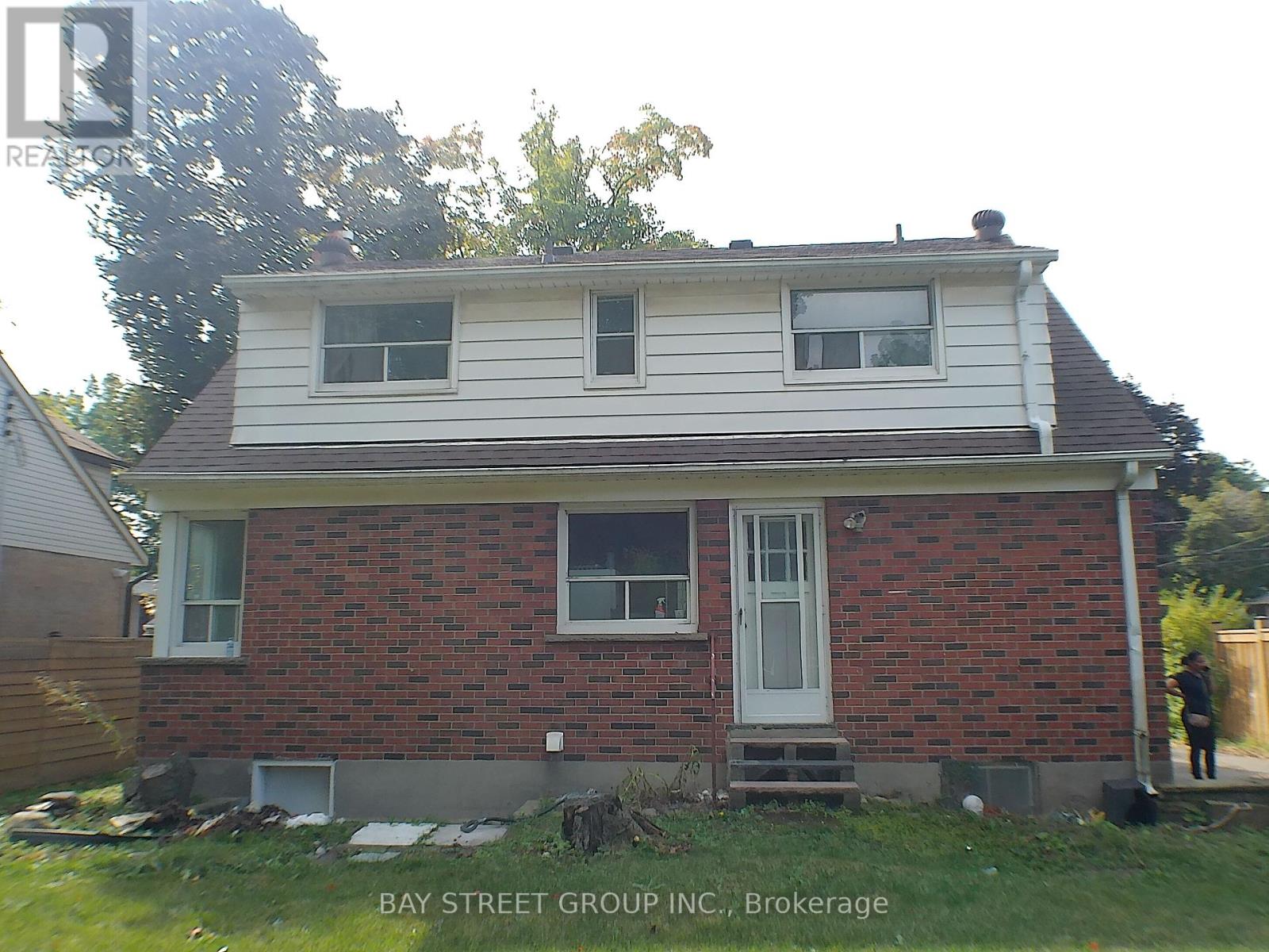 60 Mary Street, Brampton (Downtown Brampton), Ontario  L6W 2R3 - Photo 19 - W12402600