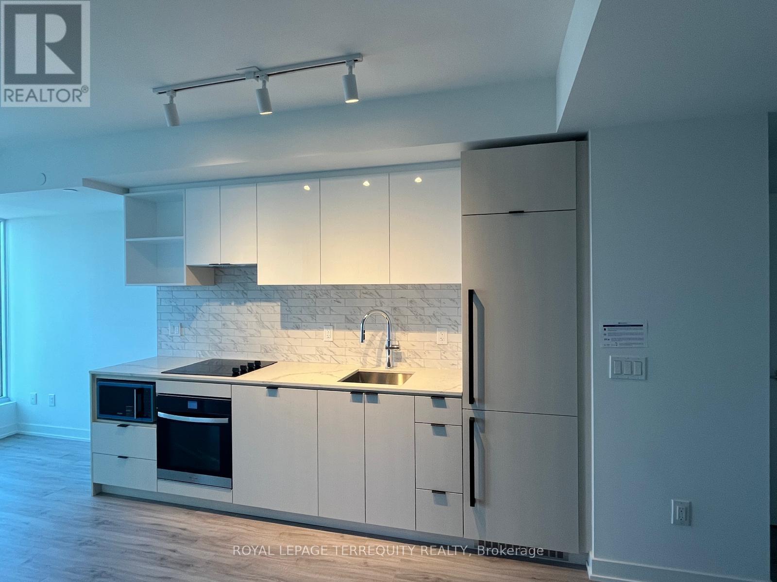 5601 - 252 Church Street, Toronto, Ontario  M5B 0E6 - Photo 1 - C12422742