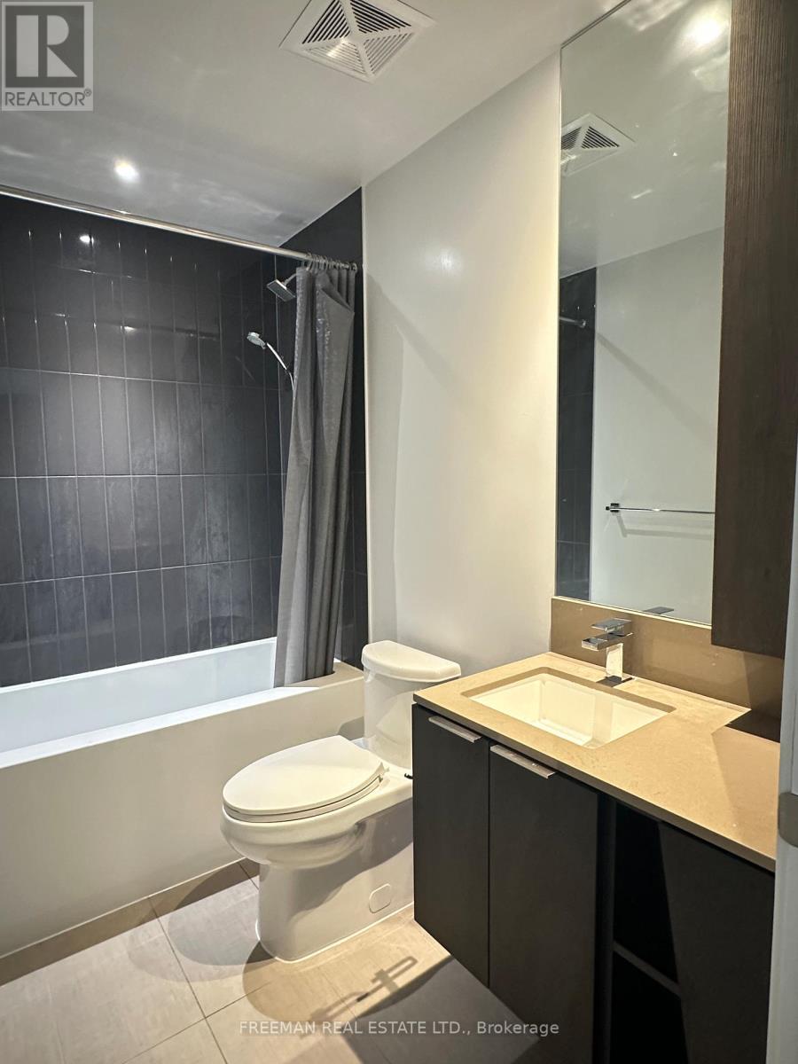 5602 - 3900 Confederation Parkway, Mississauga, Ontario  L5B 0M3 - Photo 11 - W12423032