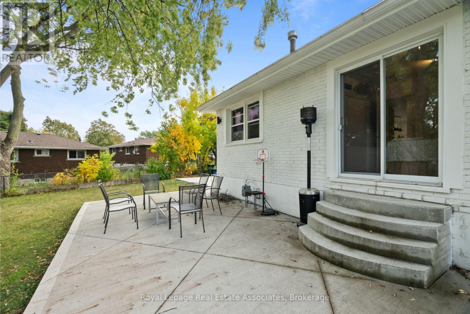 23 Thorley Drive, Hamilton, Ontario  L8T 2Y9 - Photo 41 - X12424274