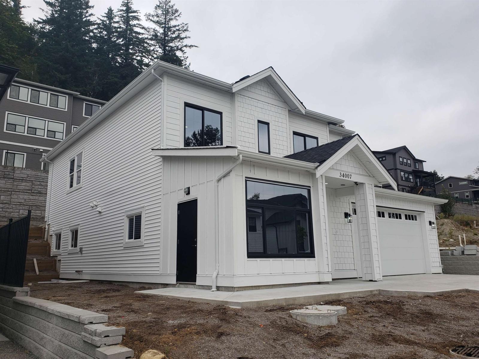 34007 Barker Court, Mission, British Columbia  V2V 6B2 - Photo 4 - R3046911