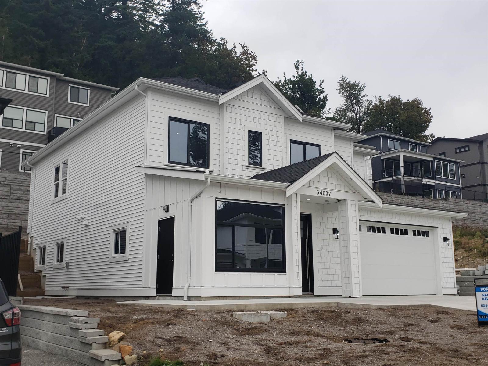 34007 Barker Court, Mission, British Columbia  V2V 6B2 - Photo 5 - R3046911