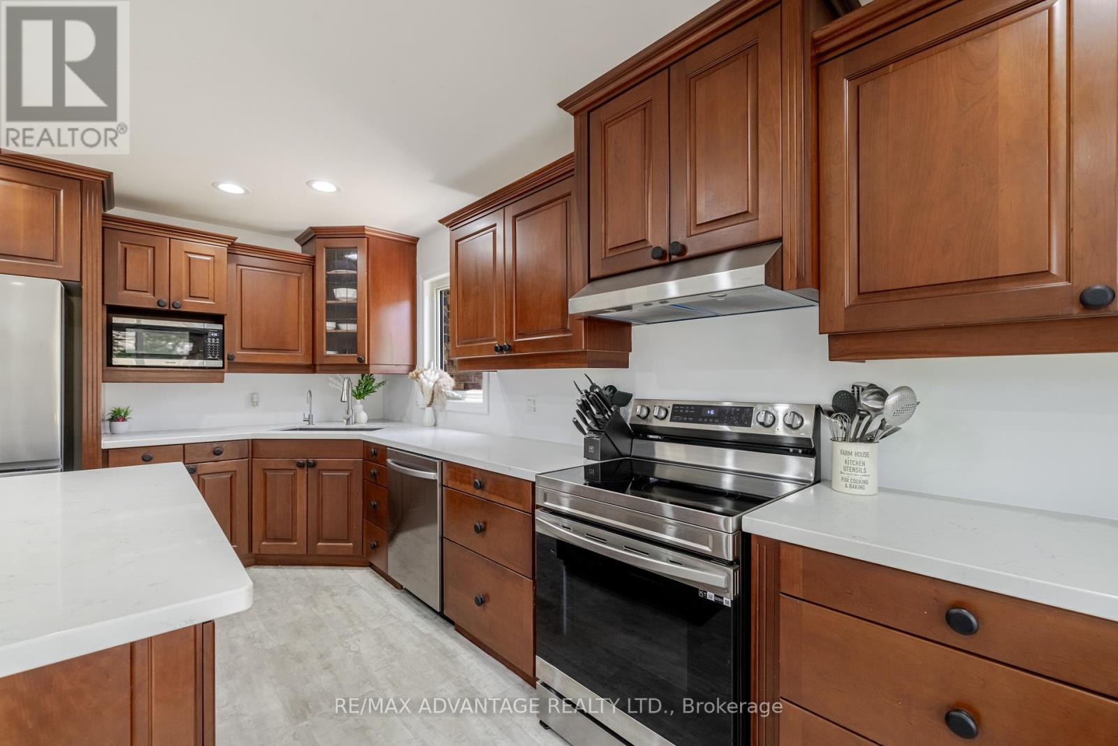 1809 Phillbrook Drive, London North, Ontario  N5X 2Y2 - Photo 14 - X12377777
