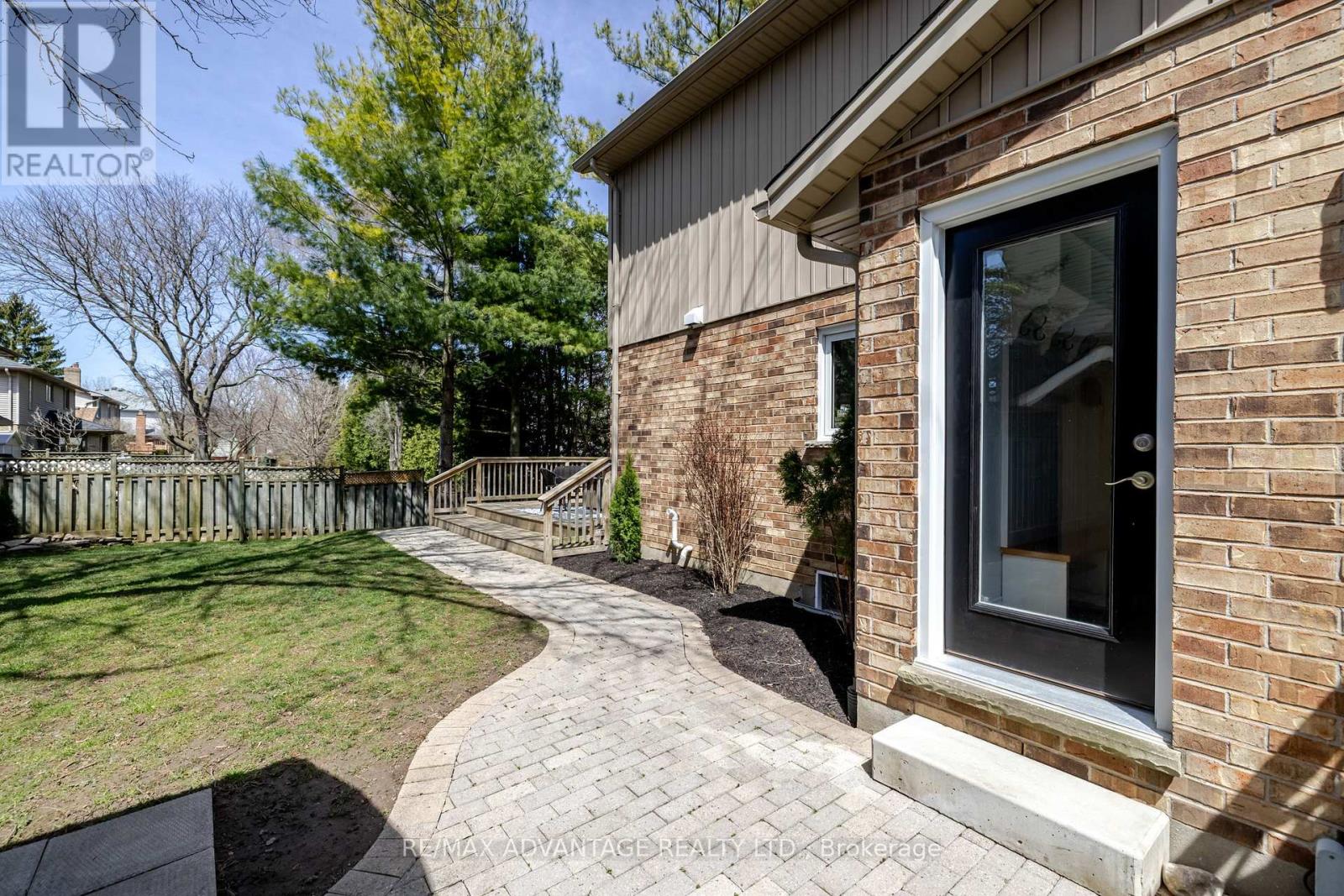 1809 Phillbrook Drive, London North, Ontario  N5X 2Y2 - Photo 27 - X12377777