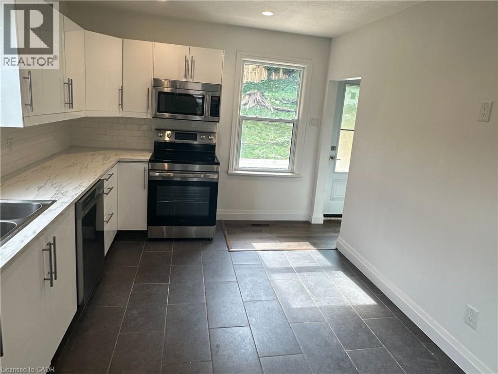 32 Dundas Street E, Brantford, Ontario  N3R 1R5 - Photo 5 - 40773028
