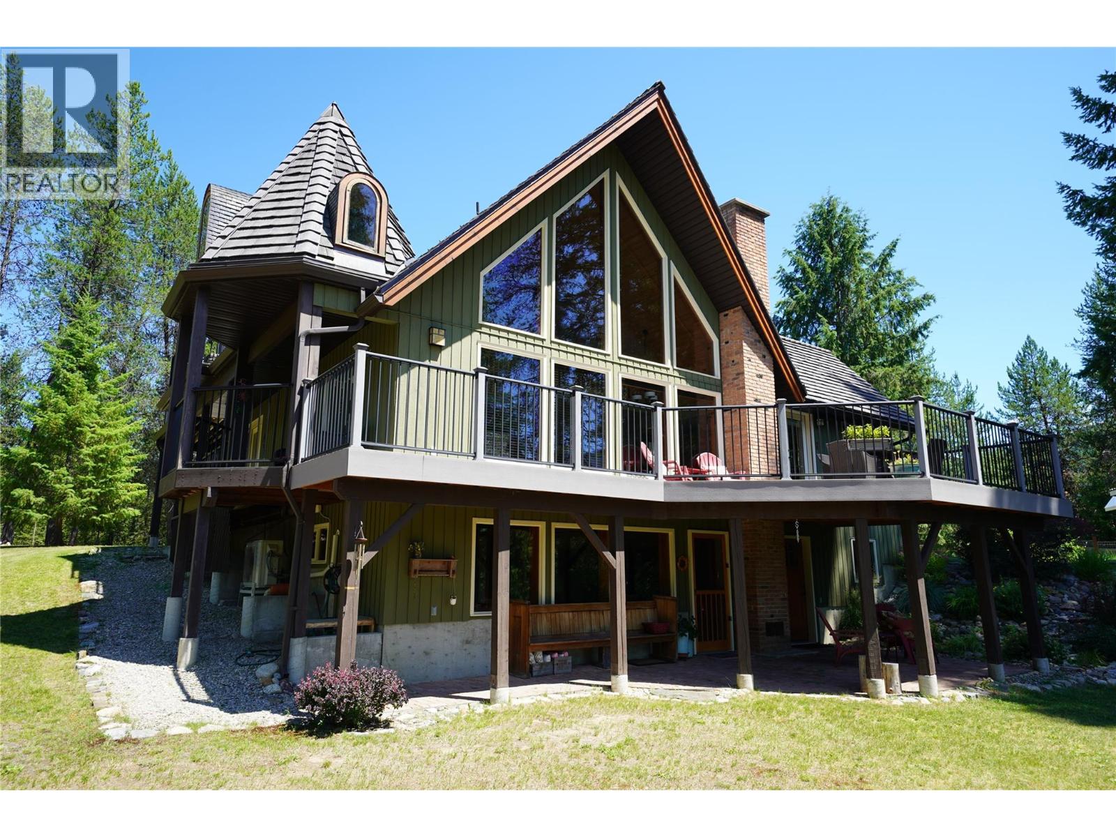 3306 Krestova Road, Krestova, British Columbia  V0G 1H2 - Photo 1 - 10363607