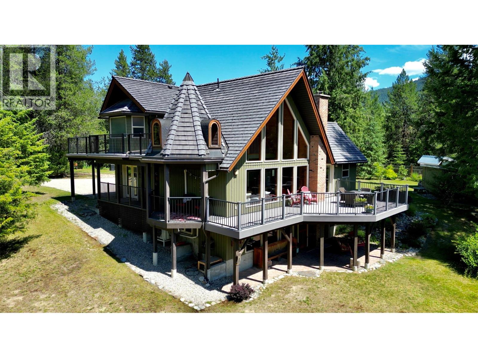 3306 Krestova Road, Krestova, British Columbia  V0G 1H2 - Photo 2 - 10363607