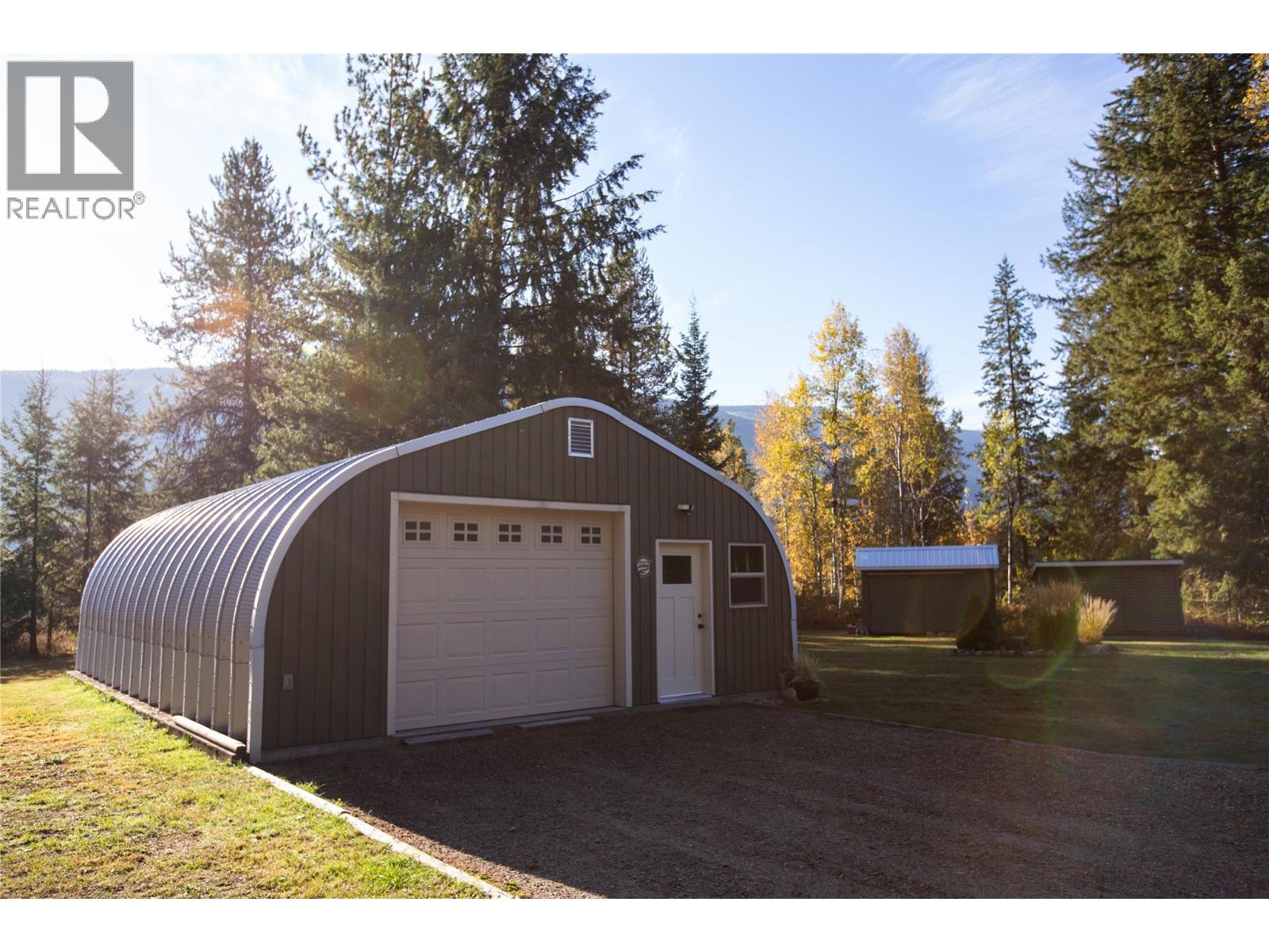 3306 Krestova Road, Krestova, British Columbia  V0G 1H2 - Photo 24 - 10363607
