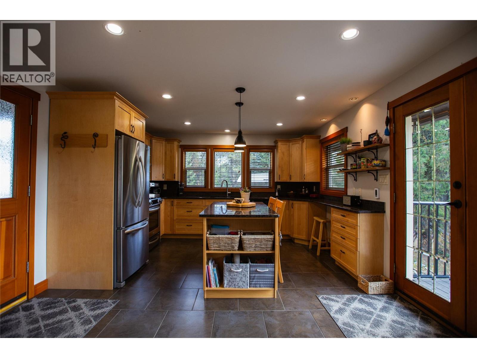 3306 Krestova Road, Krestova, British Columbia  V0G 1H2 - Photo 32 - 10363607