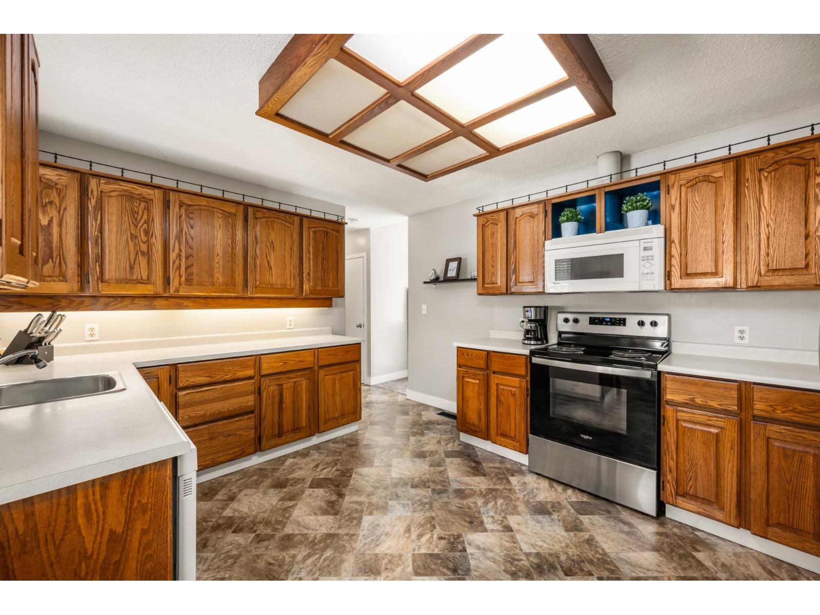 10142 128a Street, Surrey, British Columbia  V3T 3E6 - Photo 11 - R3051280