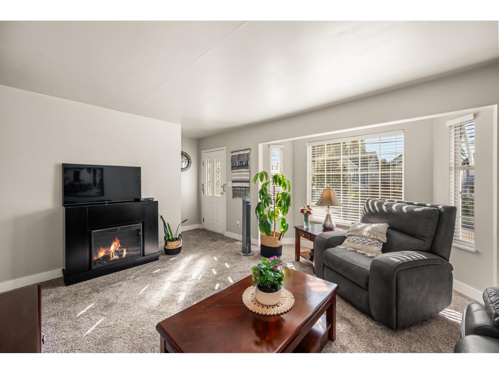 10142 128a Street, Surrey, British Columbia  V3T 3E6 - Photo 8 - R3051280