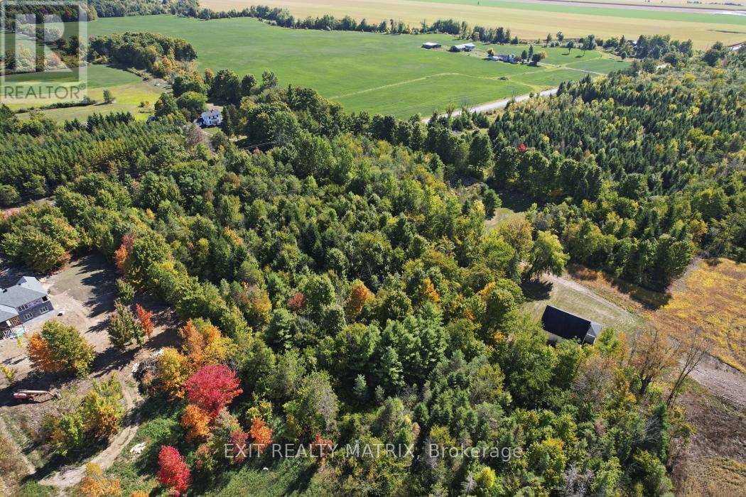 2800 Yorks Corners Road, Ottawa, Ontario  K0A 2P0 - Photo 9 - X12424578