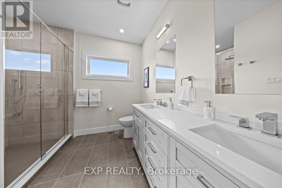 71 King George Street, Ottawa, Ontario  K1K 1V4 - Photo 17 - X12424584