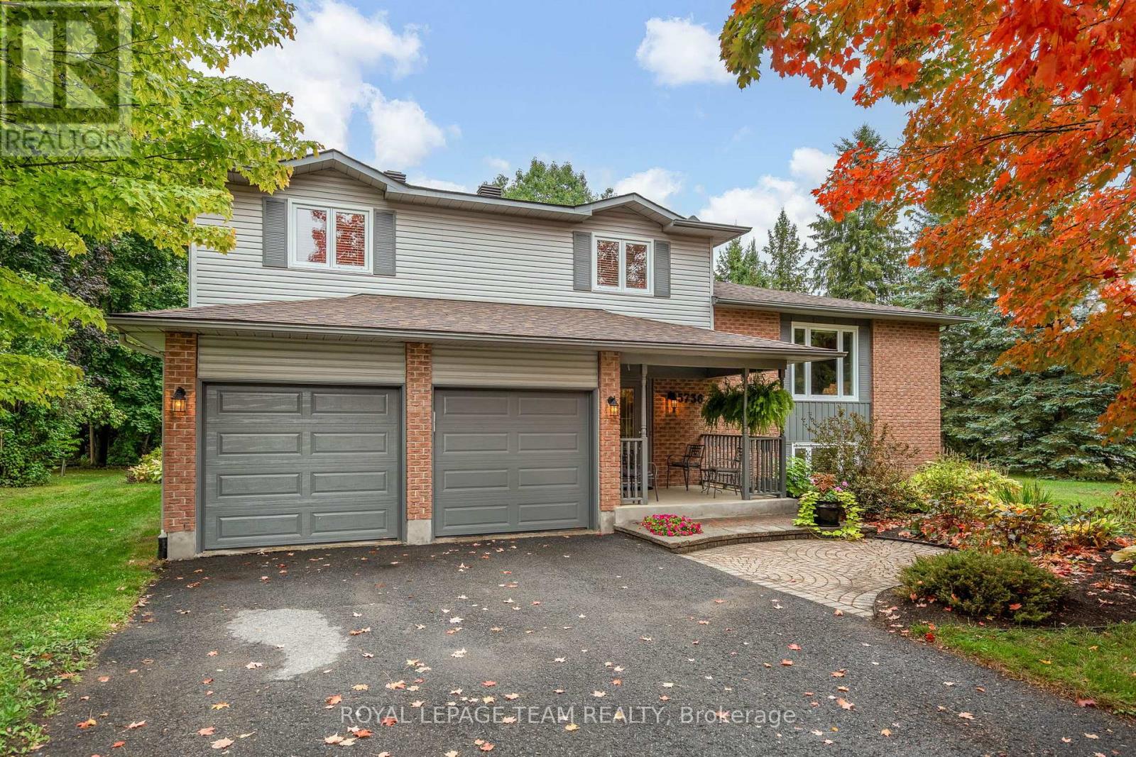 5736 Bridget Street, Ottawa, Ontario  K0A 2W0 - Photo 2 - X12424590
