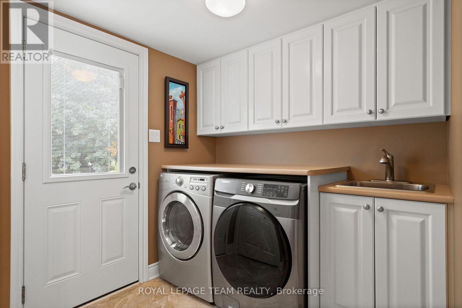 5736 Bridget Street, Ottawa, Ontario  K0A 2W0 - Photo 9 - X12424590