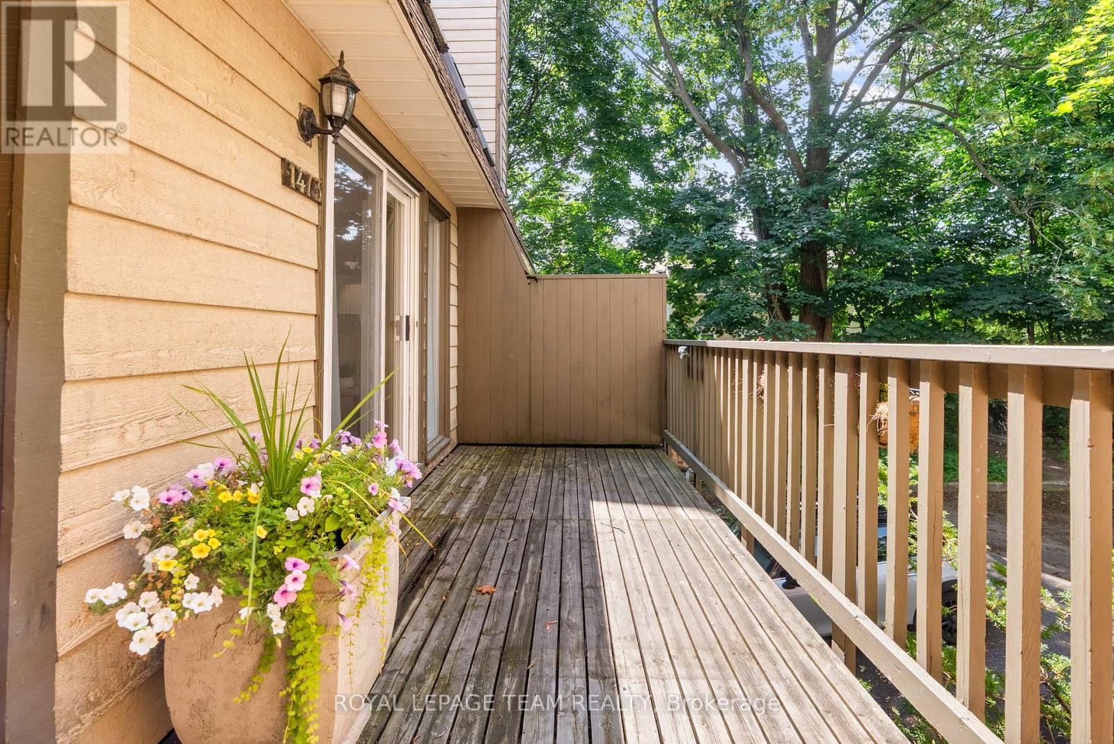 1473 Bryson Lane, Ottawa, Ontario  K1T 2T7 - Photo 3 - X12424624
