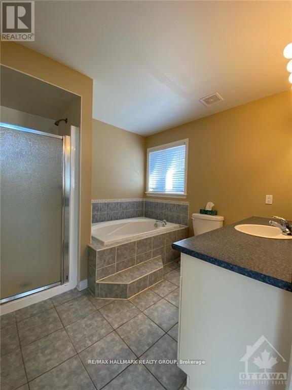 50 Bellingham Place, Ottawa, Ontario  K1T 4B3 - Photo 23 - X12424625