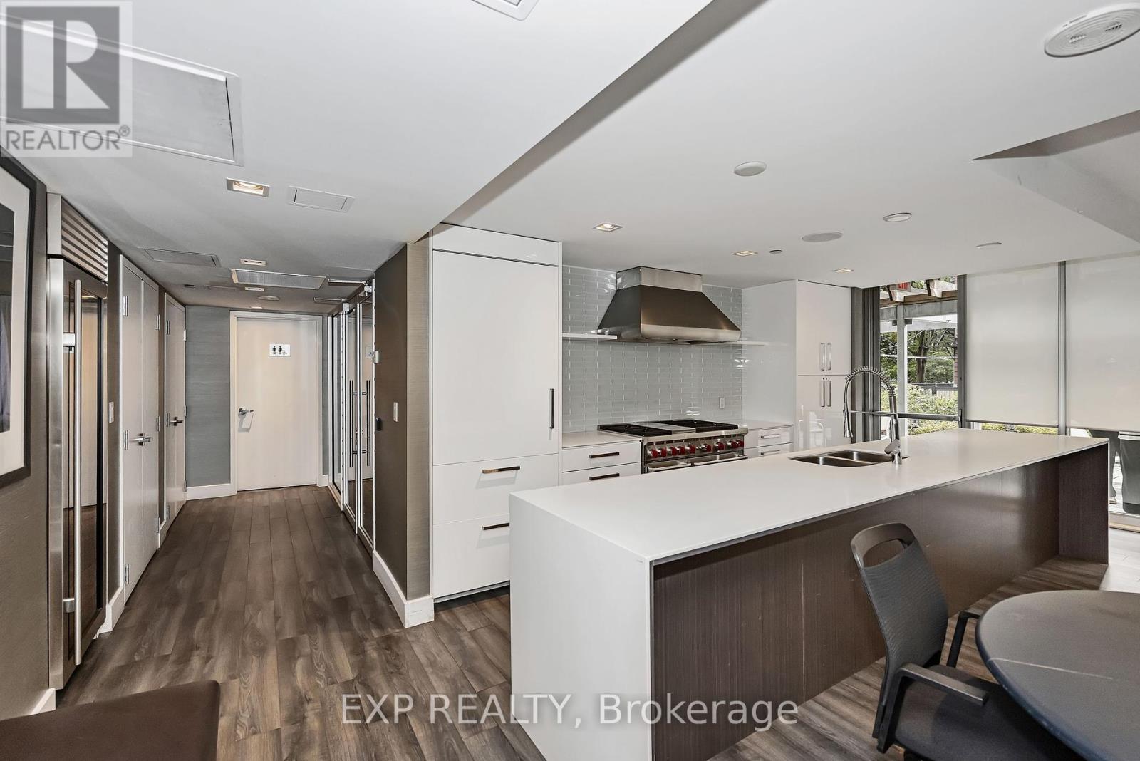 812 - 300 Lisgar Street, Ottawa, Ontario  K2P 0E2 - Photo 38 - X12424636