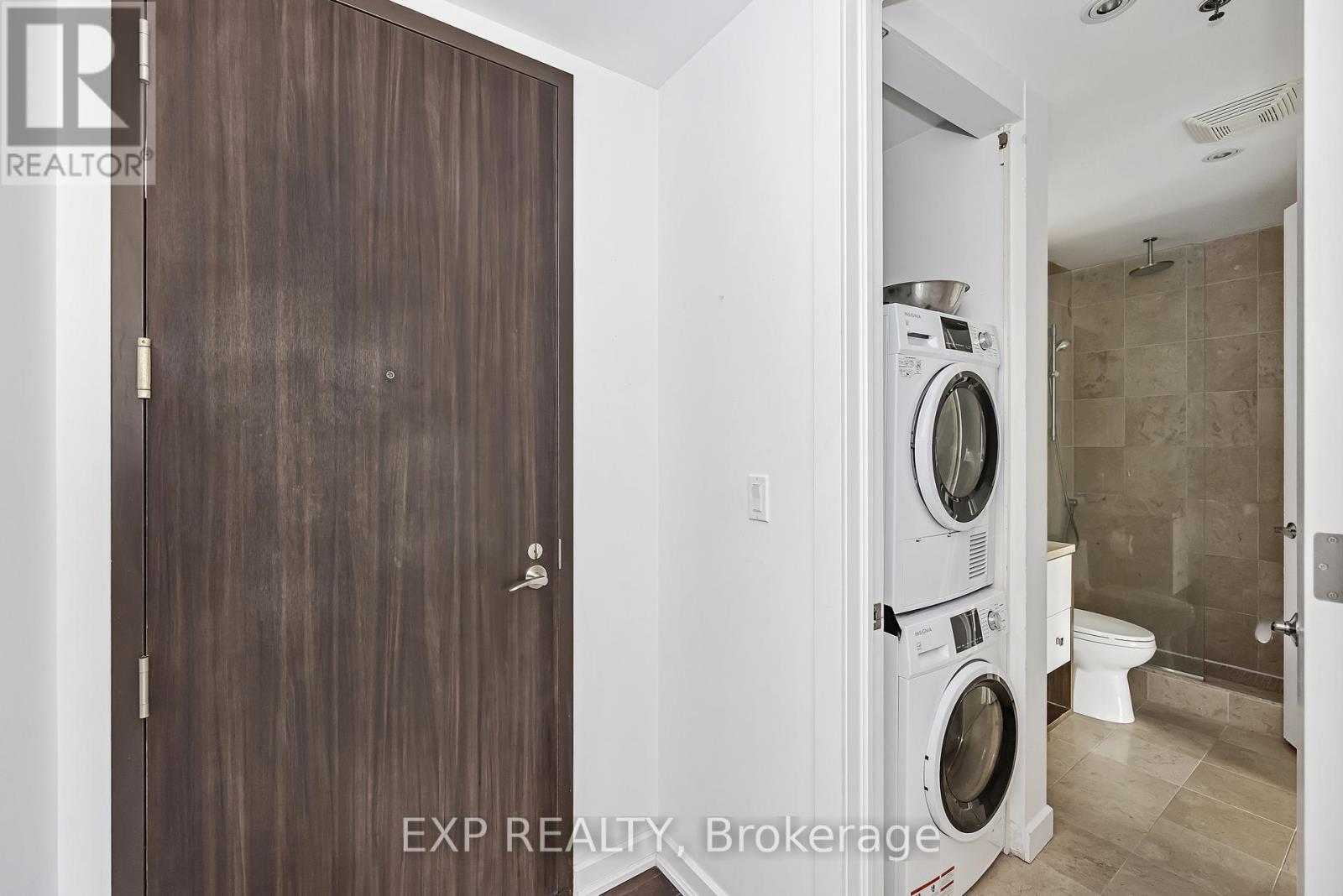 812 - 300 Lisgar Street, Ottawa, Ontario  K2P 0E2 - Photo 6 - X12424636