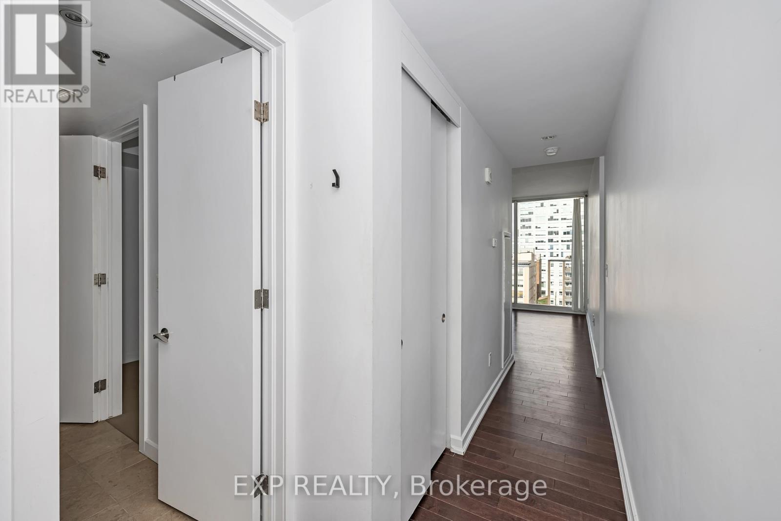812 - 300 Lisgar Street, Ottawa, Ontario  K2P 0E2 - Photo 7 - X12424636
