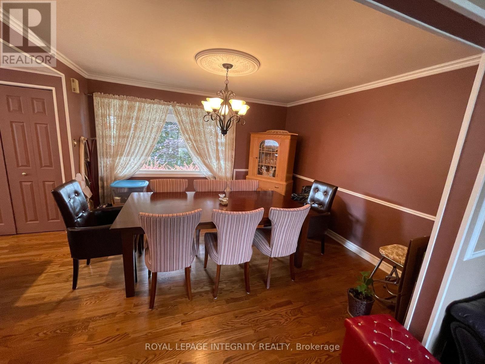 469 Guy Street, Ottawa, Ontario  K1K 1C1 - Photo 6 - X12424649