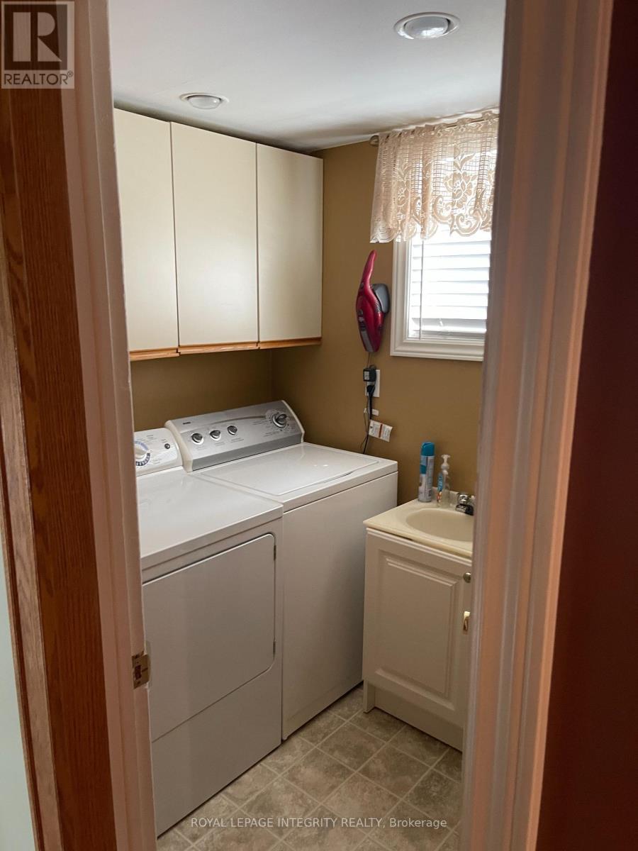 469 Guy Street, Ottawa, Ontario  K1K 1C1 - Photo 9 - X12424649