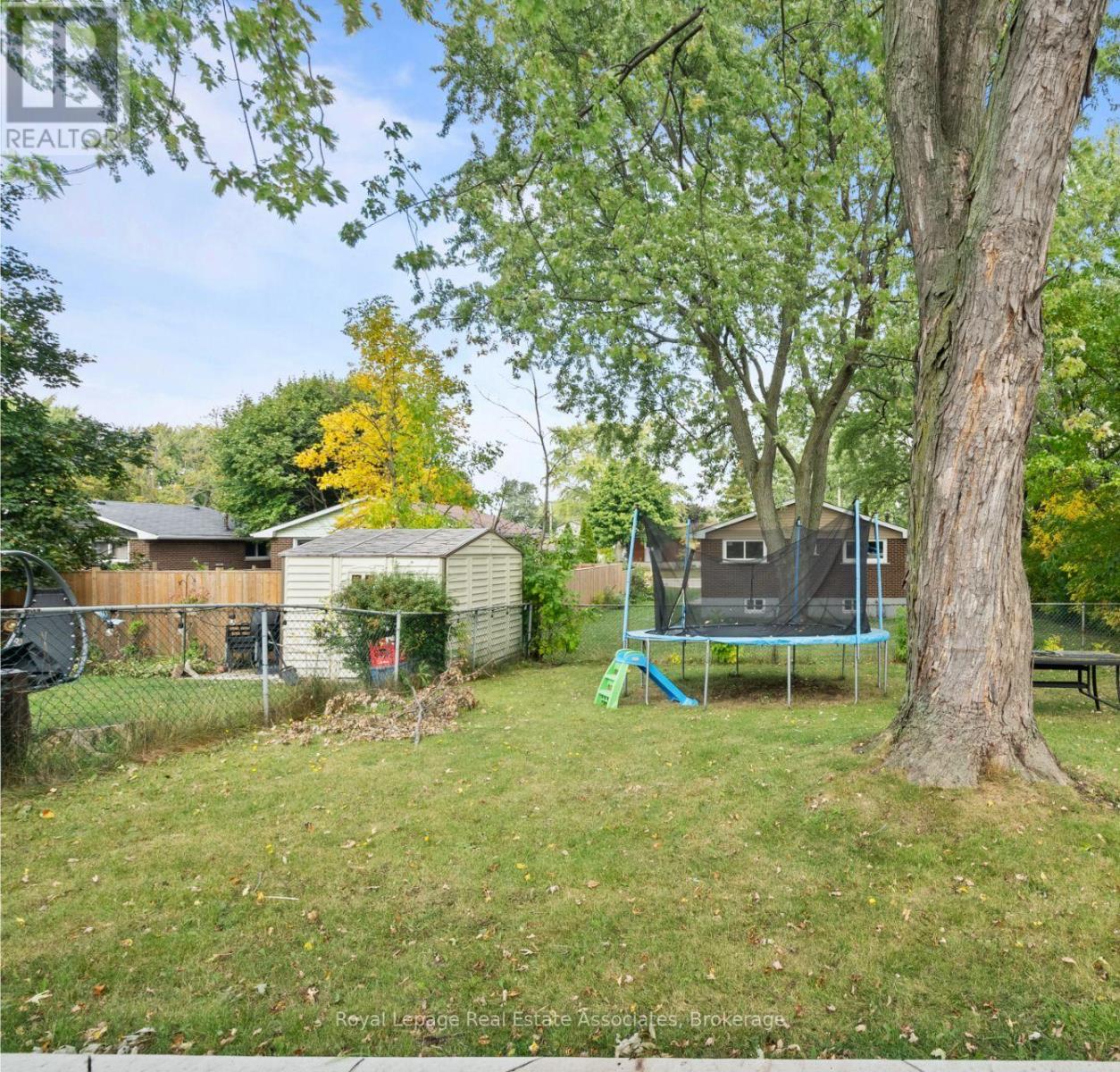 23 Thorley Drive, Hamilton, Ontario  L8T 2Y9 - Photo 42 - X12424274
