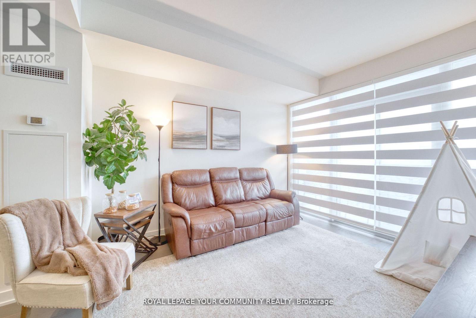 1711 - 330 Richmond Street W, Toronto, Ontario  M5V 1X2 - Photo 5 - C12424534