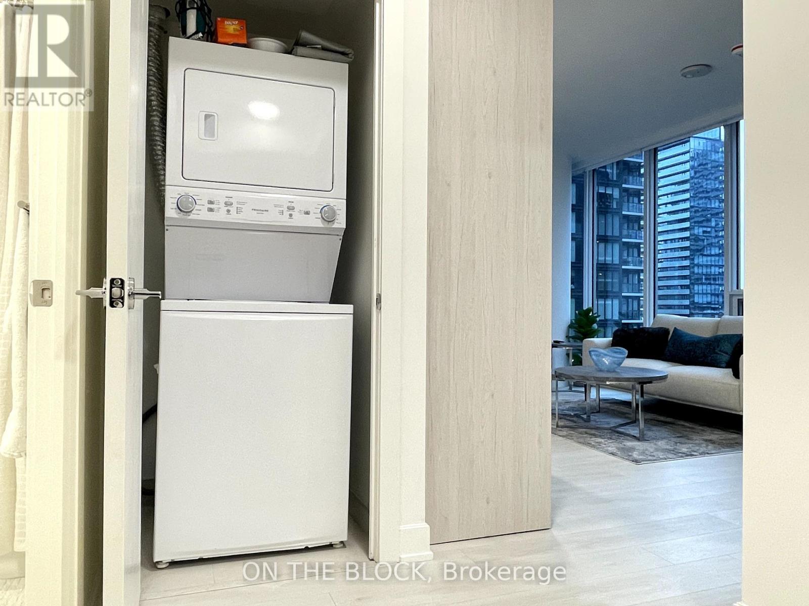1312 - 35 Mercer Street, Toronto, Ontario  M5V 0V1 - Photo 10 - C12424539