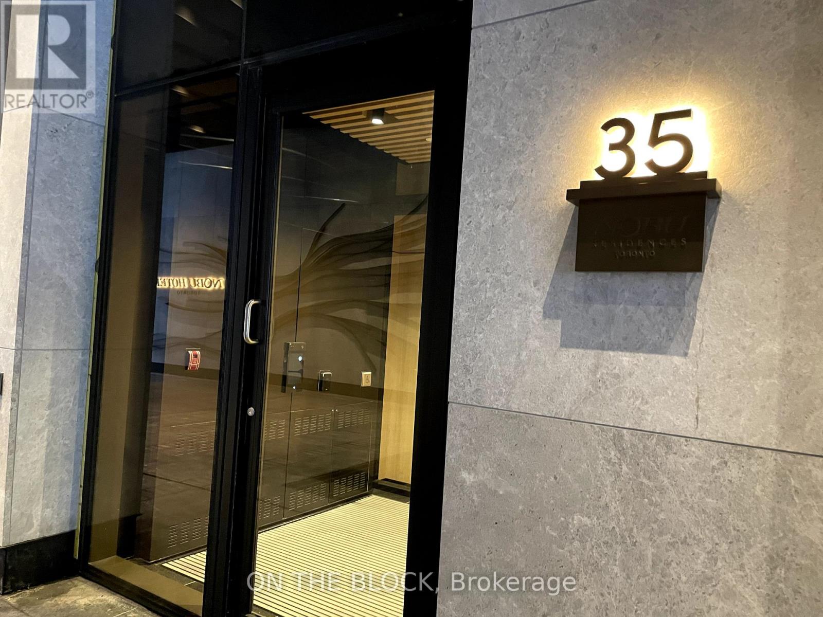1312 - 35 Mercer Street, Toronto, Ontario  M5V 0V1 - Photo 2 - C12424539