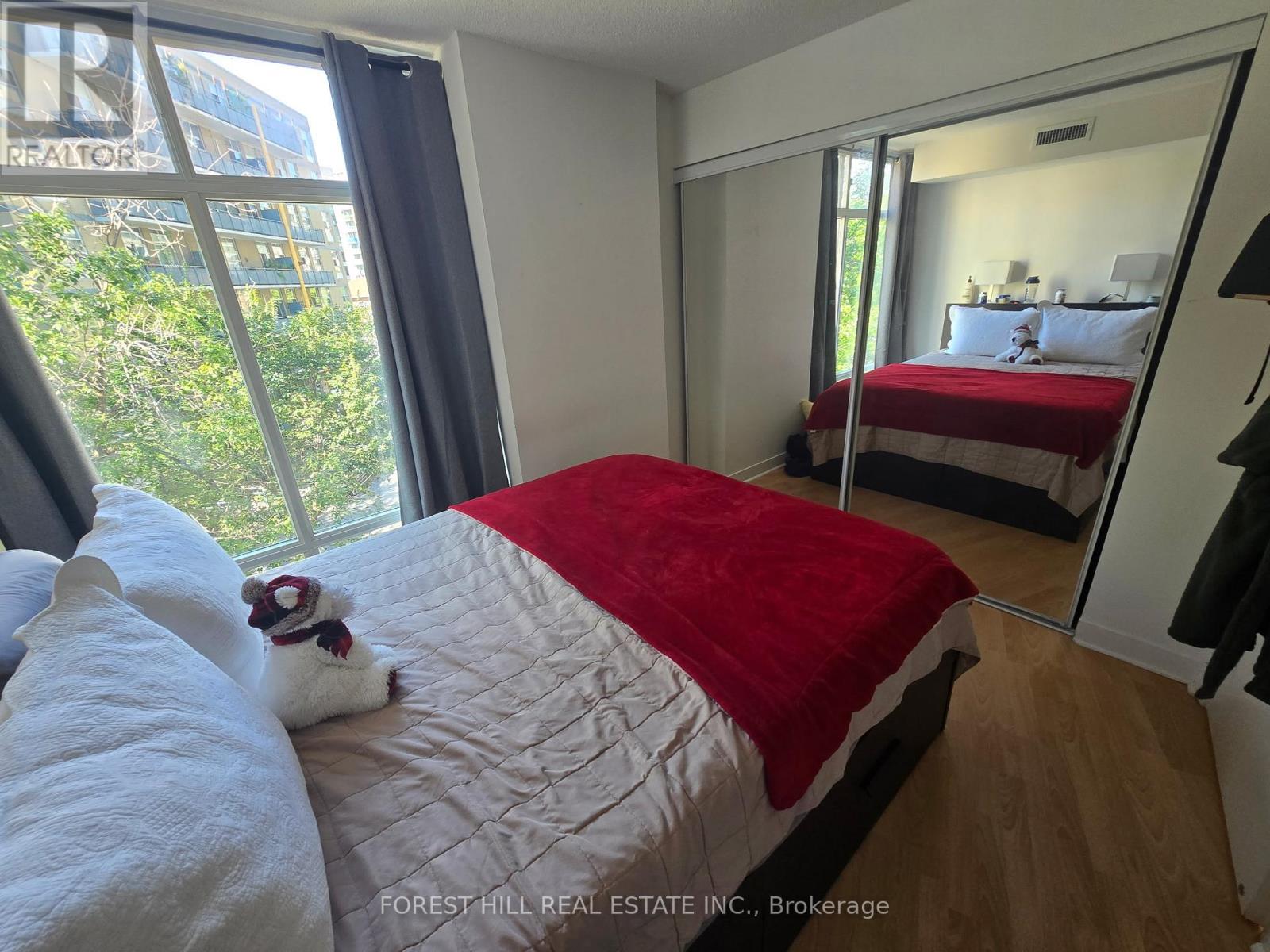 516 - 650 Queens Quay W Boulevard, Toronto, Ontario  M5V 3N2 - Photo 2 - C12424553