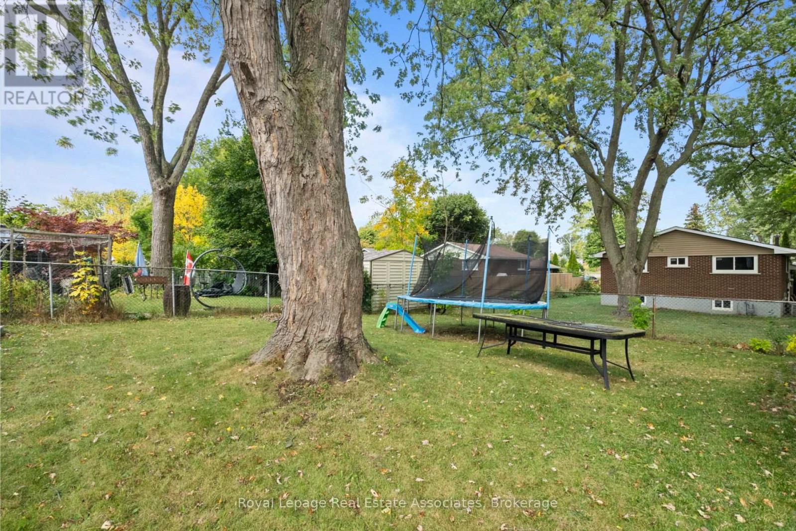 23 Thorley Drive, Hamilton, Ontario  L8T 2Y9 - Photo 43 - X12424274