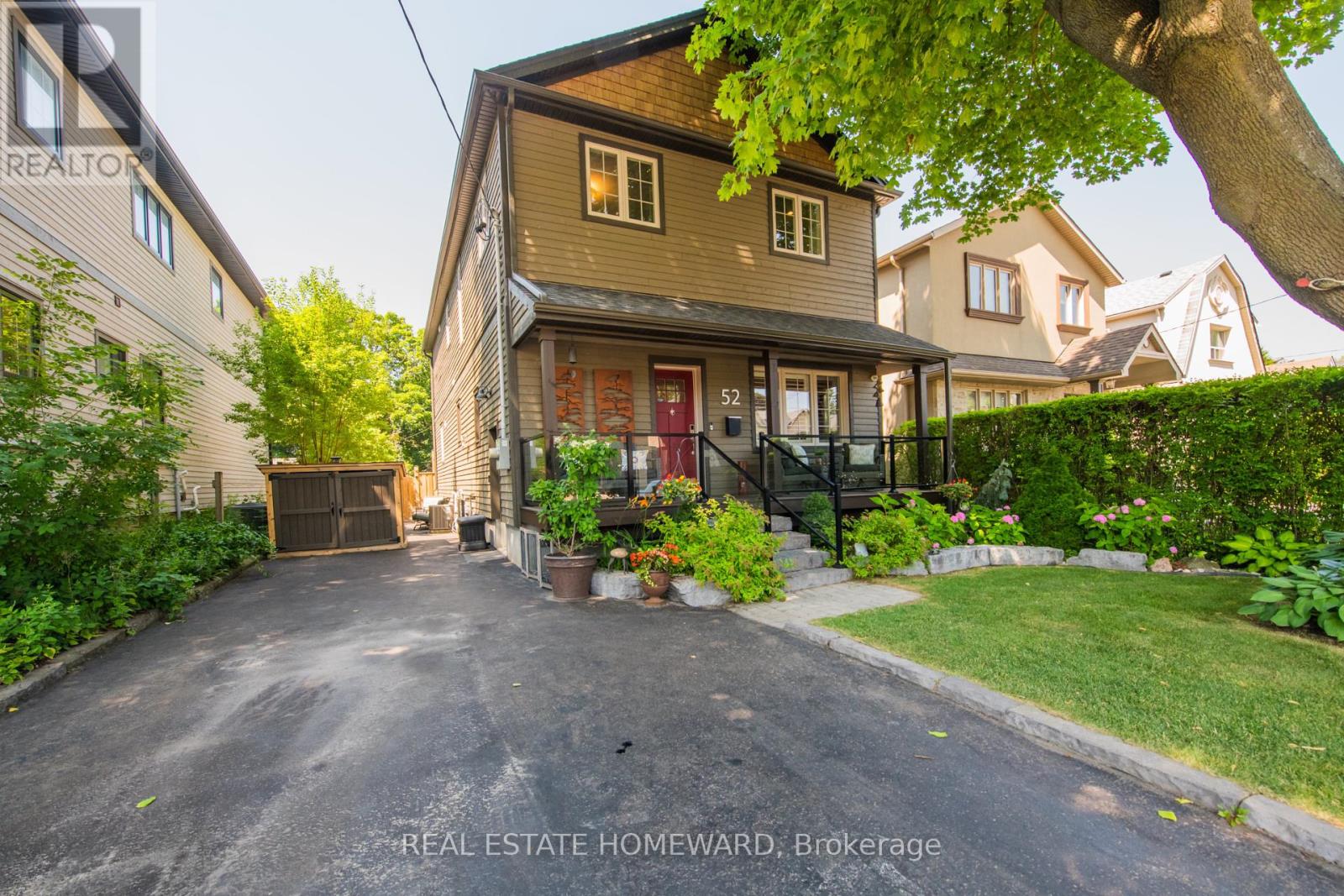 52 HAREWOOD AVENUE, Toronto, Ontario
