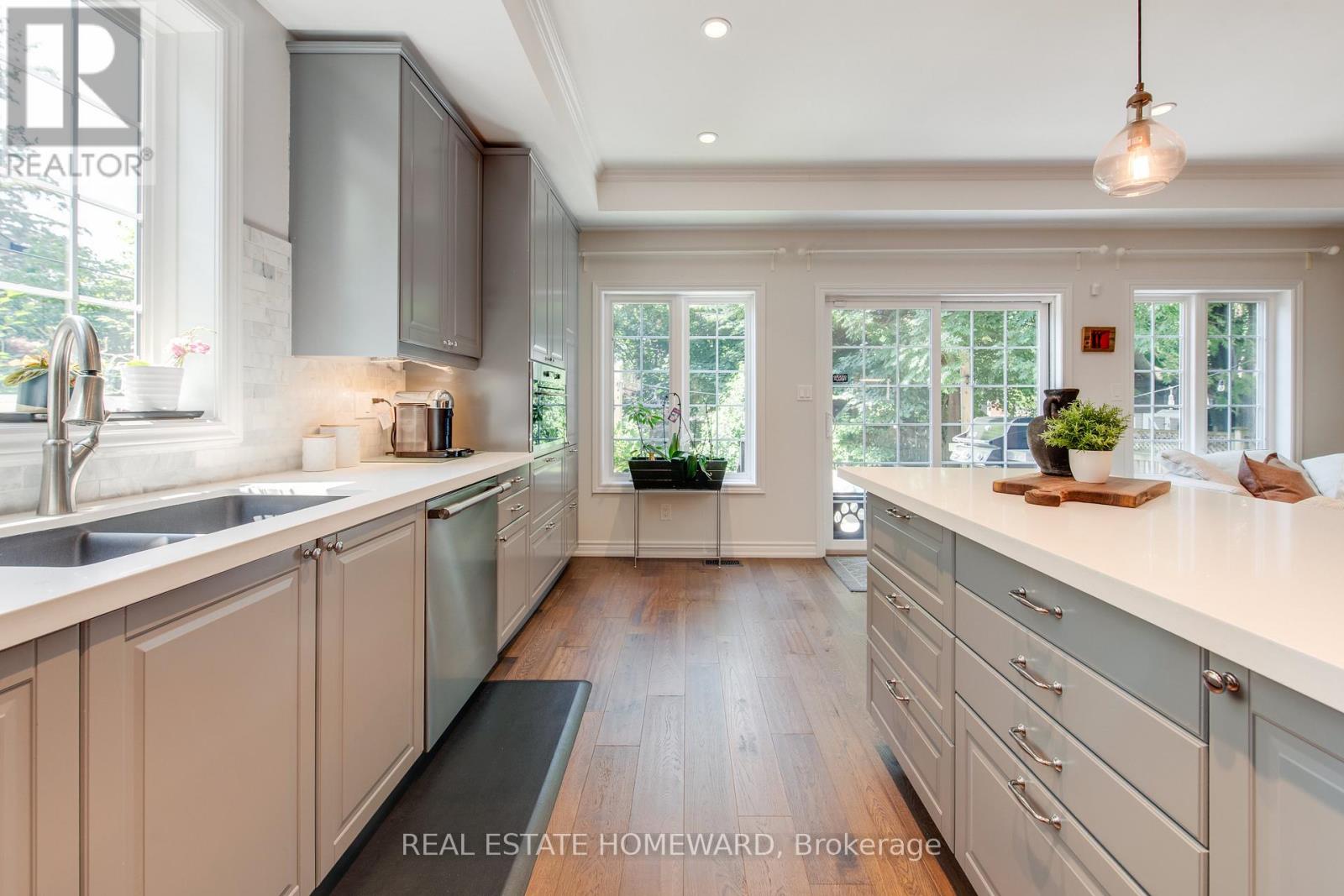 52 Harewood Avenue, Toronto (Cliffcrest), Ontario  M1M 2R3 - Photo 10 - E12424563