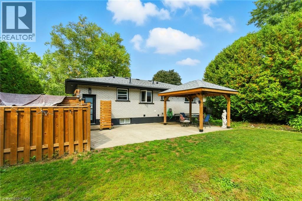 31 Varadi Avenue, Brantford, Ontario  N3R 3N2 - Photo 15 - 40770427