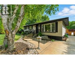 31 VARADI Avenue, Brantford, Ontario