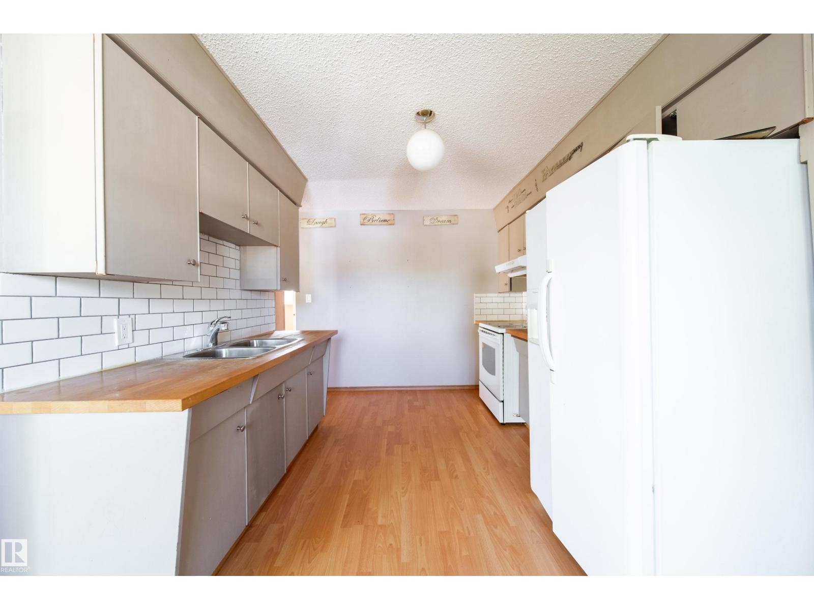 3119-3121 113 Av Nw, Edmonton, Alberta  T5W 0P3 - Photo 9 - E4458758