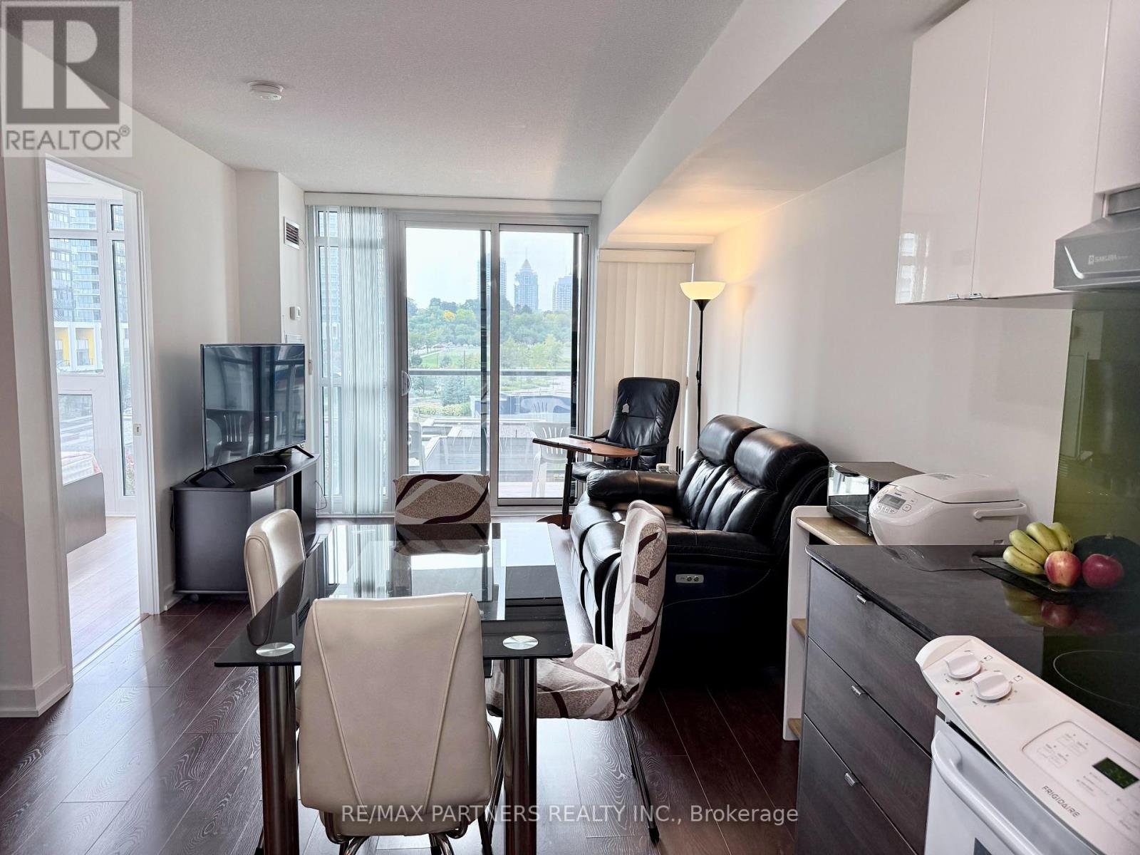 716 - 121 Mcmahon Drive, Toronto, Ontario  M2K 0C1 - Photo 10 - C12424264