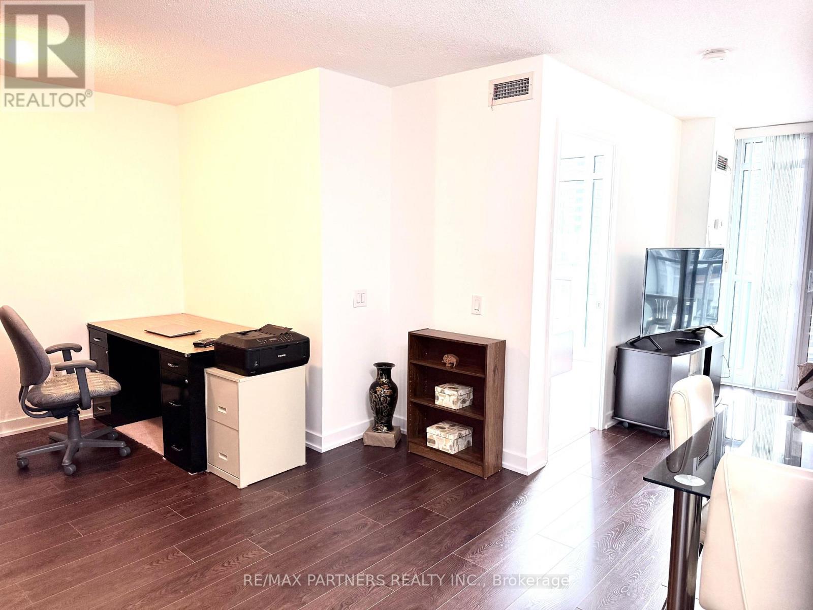 716 - 121 Mcmahon Drive, Toronto, Ontario  M2K 0C1 - Photo 13 - C12424264