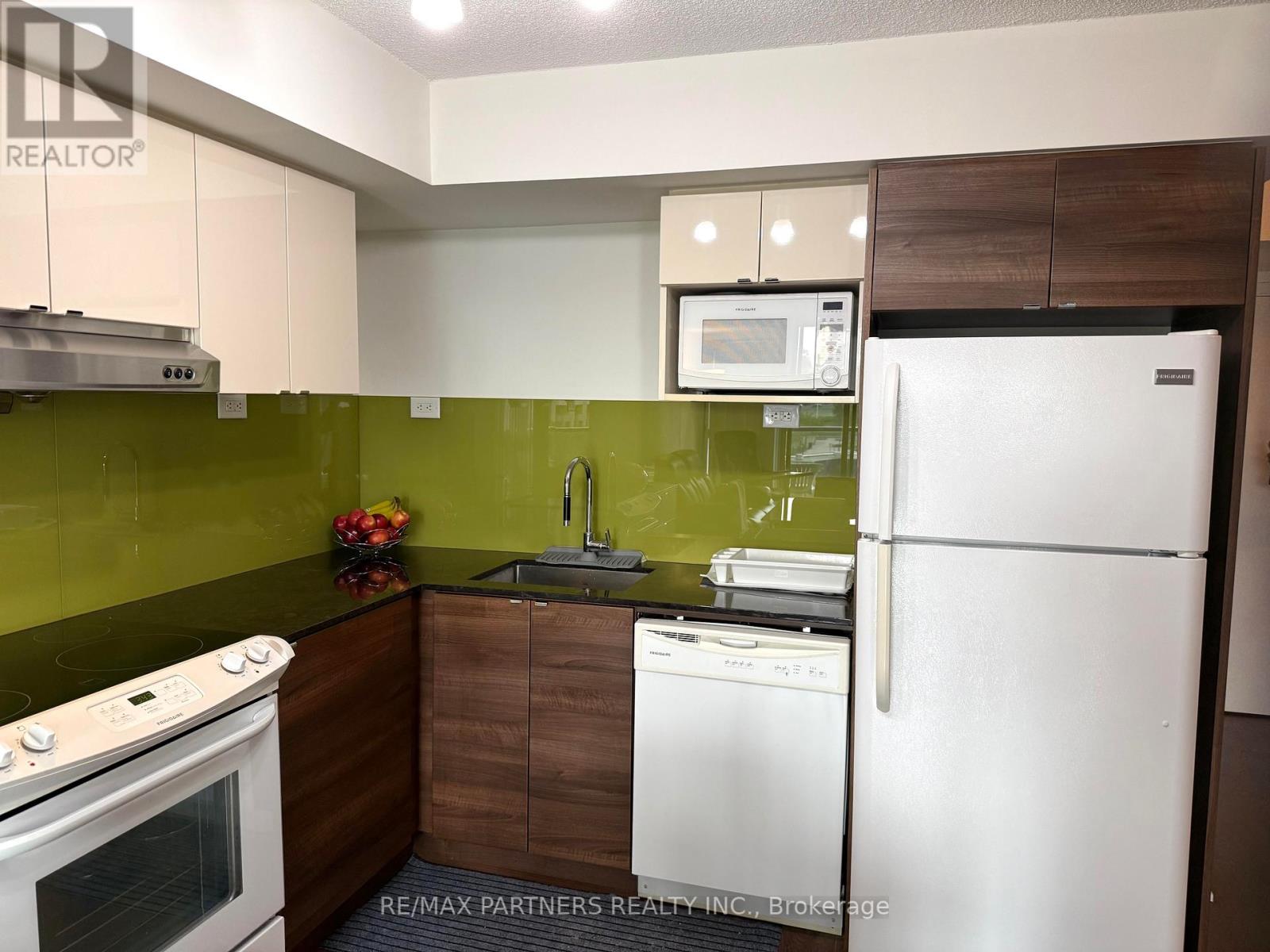 716 - 121 Mcmahon Drive, Toronto, Ontario  M2K 0C1 - Photo 8 - C12424264